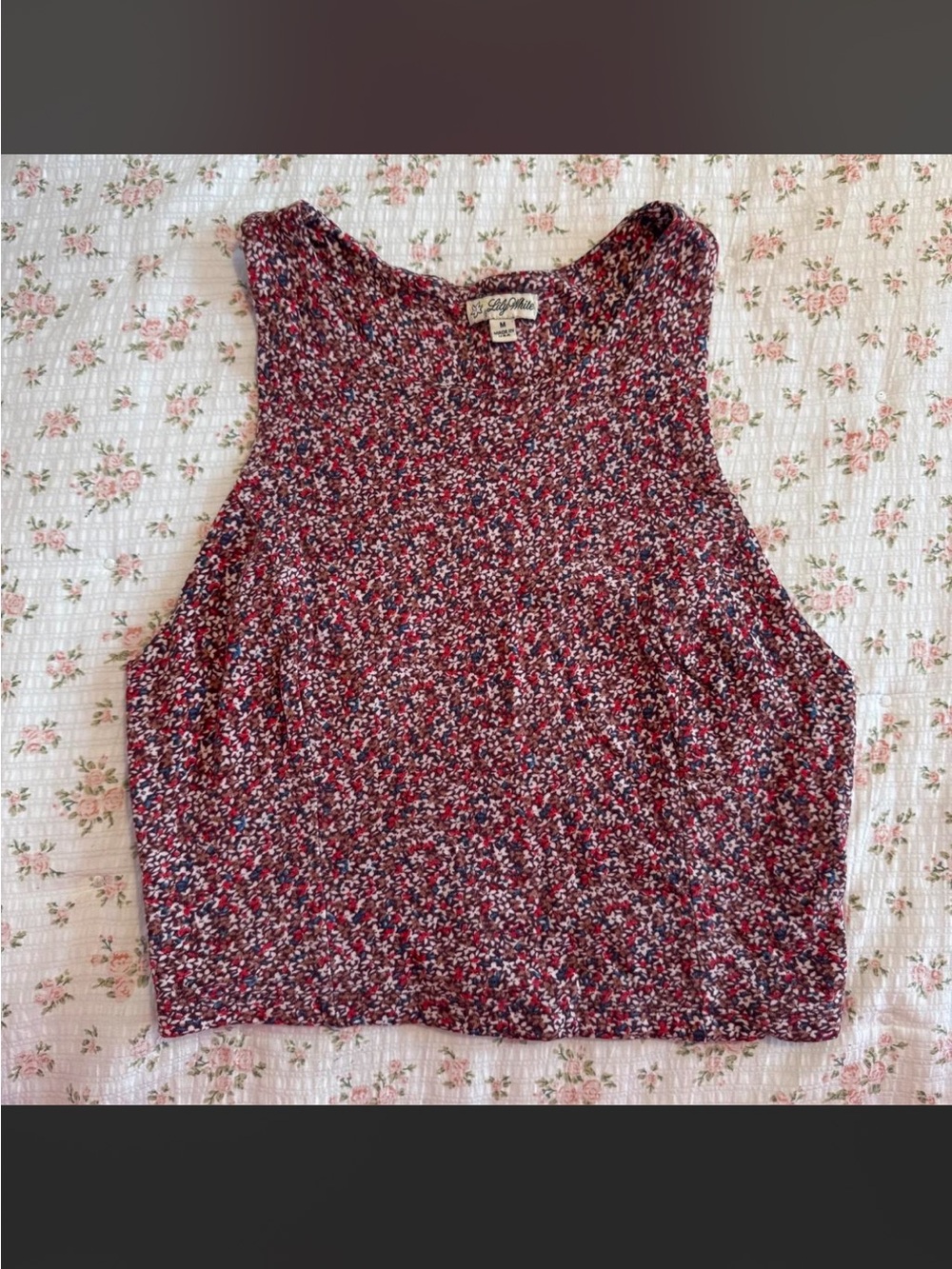 Lily White size M tank top